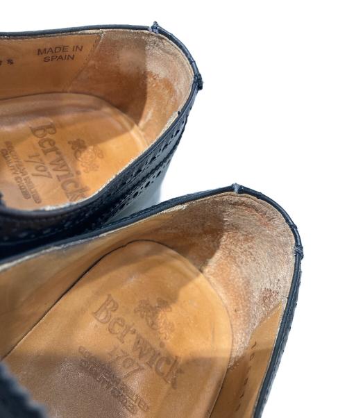 berwick（バーウィック）berwick (バーウィック) ウィングチップシューズ ブラック サイズ:8　1/2の古着・服飾アイテム