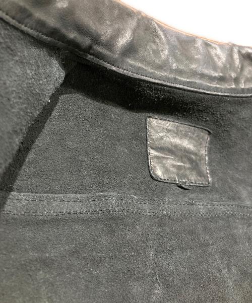 ISAMU KATAYAMA BACKLASH（イサムカタヤマ・バックラッシュ）ISAMU KATAYAMA BACKLASH (イサムカタヤマ・バックラッシュ) ITALY SHOULDER GARMENT DYED 2ND JACKET ブラック サイズ:Mの古着・服飾アイテム