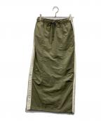 COLLAGE GALLARDAGALANTEコラージュ ガリャルダガランテ）の古着「サイドラインパラシュートスカート」｜カーキ