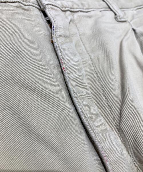 L.L.Bean（エルエルビーン）L.L.Bean (エルエルビーン) 2タックチノパン ベージュ サイズ:81cm W32の古着・服飾アイテム