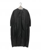 TENNE HANDCRAFTED MODERNテン ハンドクラフテッド モダン）の古着「VNECK ROUND TUCK DRESS」｜ブラック