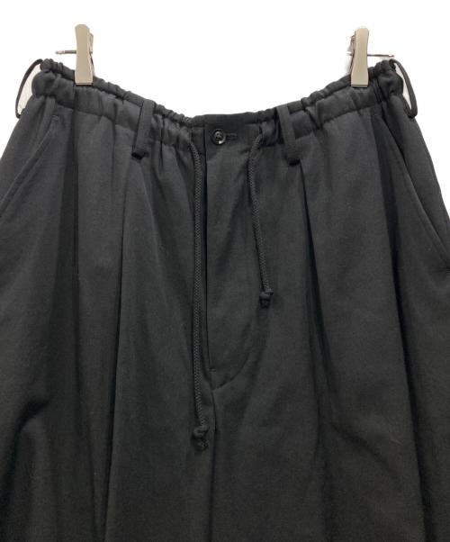 YOHJI YAMAMOTO（ヨウジヤマモト）YOHJI YAMAMOTO (ヨウジヤマモト) ウールギャバカラスパンツ ブラック サイズ:2の古着・服飾アイテム