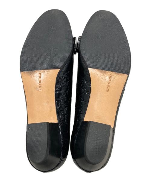 Salvatore Ferragamo（サルヴァトーレ フェラガモ）Salvatore Ferragamo (サルヴァトーレ フェラガモ) クロコ型押しヴァラリボンパンプス ブラック サイズ:6 1/2の古着・服飾アイテム