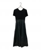 UNITED ARROWS TOKYOユナイテッドアローズトウキョウ）の古着「V ネック フィット＆フレア タフタ ワンピース」｜ブラック
