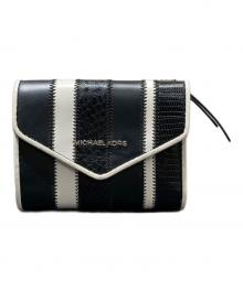MICHAEL KORS（マイケル・コース）の古着「2つ折り財布」｜ブラック