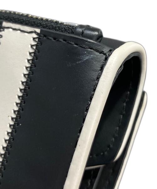 MICHAEL KORS（マイケル・コース）MICHAEL KORS (マイケルコース) 2つ折り財布 ブラックの古着・服飾アイテム