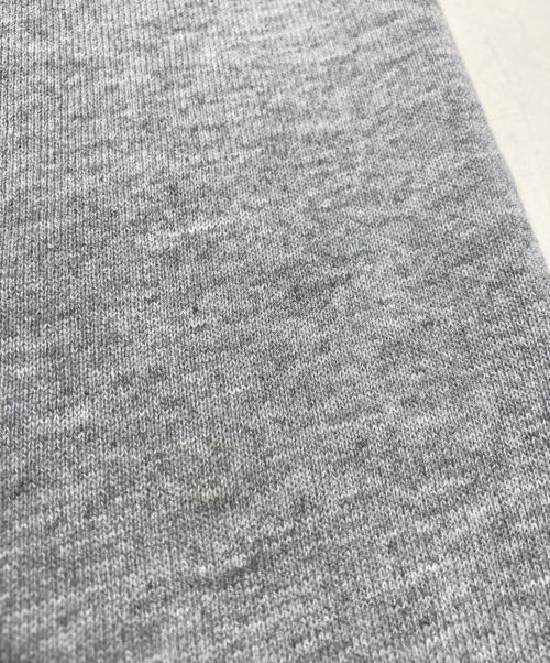 RUSSELL ATHLETIC（ラッセルアスレチック）RUSSELL ATHLETIC (ラッセルアスレチック) 前Vクルーネックスウェット グレー サイズ:Lの古着・服飾アイテム