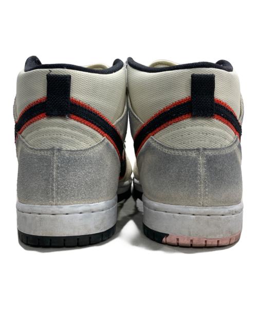 NIKE SB（ナイキエスビー）NIKE SB (ナイキエスビー) DUNK HIGH PRO PRM ベージュ×ブラック サイズ:26.5㎝の古着・服飾アイテム