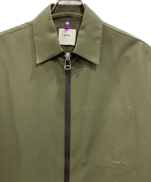 OAMC（オーエーエムシー）OAMC (オーエーエムシー) ジップアップS/Sシャツ オリーブ サイズ:Sの古着・服飾アイテム