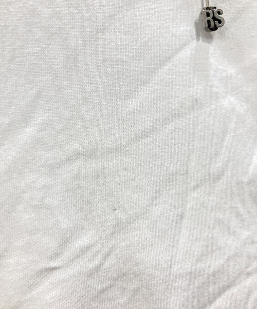 RAF SIMONS（ラフシモンズ）RAF SIMONS (ラフシモンズ) FRED PERRY (フレッドペリー) コラボTシャツ ホワイト サイズ:Mの古着・服飾アイテム