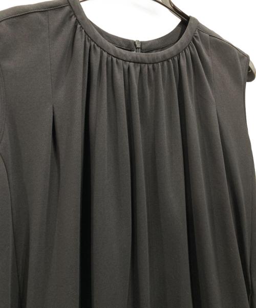 23区（ニジュウサンク）23区 (ニジュウサンク) 【洗える】ライトピケジャージー ティアード ワンピース グレー サイズ:Mの古着・服飾アイテム