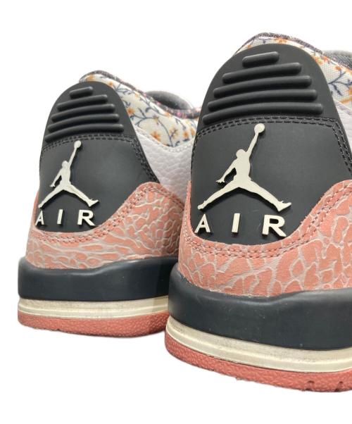 NIKE（ナイキ）NIKE (ナイキ) Air Jordan 3 Retro ホワイト サイズ:24.5㎝の古着・服飾アイテム