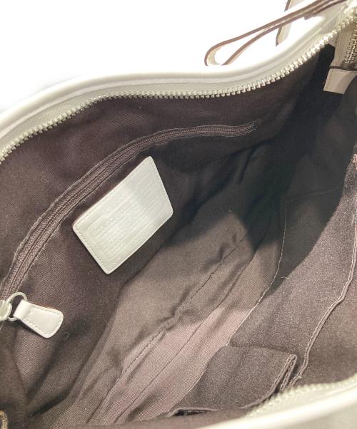 COACH（コーチ）COACH (コーチ) ハンドバッグ ベージュ×ホワイトの古着・服飾アイテム