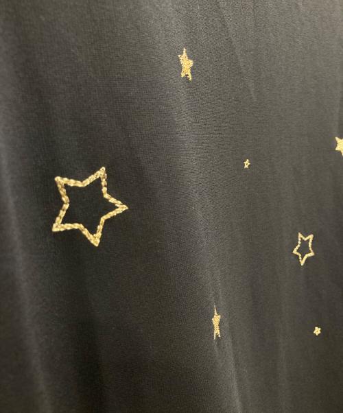 TOKUKO1erVOL（トクコプルミエヴォル）TOKUKO1erVOL (トクコプルミエヴォル) 刺繍デザインN/Sワンピース ブラック サイズ:Mの古着・服飾アイテム