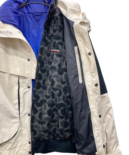 Columbia（コロンビア）Columbia (コロンビア) パウダーケグIIリマスタードインターチェンジ ホワイト×ブルー サイズ:Mの古着・服飾アイテム