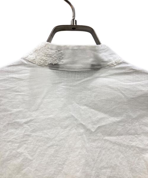 mizuiro-ind（ミズイロインド）mizuiro-ind (ミズイロインド) 刺繍ブラウス ホワイト サイズ:不明の古着・服飾アイテム