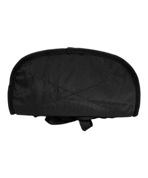 Calvin Klein Jeans（カルバンクラインジーンズ）Calvin Klein Jeans (カルバンクラインジーンズ) リュック シルバー サイズ:-の古着・服飾アイテム