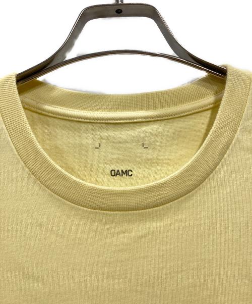 OAMC（オーエーエムシー）OAMC (オーエーエムシー) AQUAFIX T-SHIRT イエロー サイズ:Ｓの古着・服飾アイテム