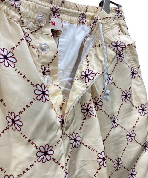 MARNI（マルニ）MARNI (マルニ) 花柄ハーフパンツ イエロー サイズ:48の古着・服飾アイテム