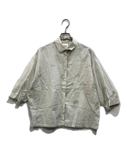 mina perhonen（ミナ ペルホネン）mina perhonen (ミナ ペルホネン) シルク混蝶々刺繍シャツ グリーン サイズ:Mの古着・服飾アイテム