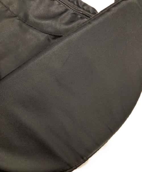 emmi atelier（エミアトリエ）emmi atelier (エミアトリエ) eco撥水2wayボディバックパック ブラックの古着・服飾アイテム