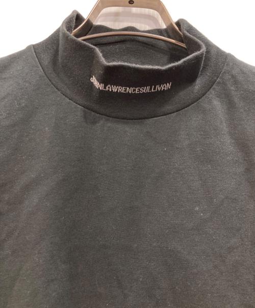 JOHN LAWRENCE SULLIVAN（ジョン ローレンス サリバン）JOHN LAWRENCE SULLIVAN (ジョン ローレンス サリバン) ロゴハイネックカットソー ブラック サイズ:Lの古着・服飾アイテム