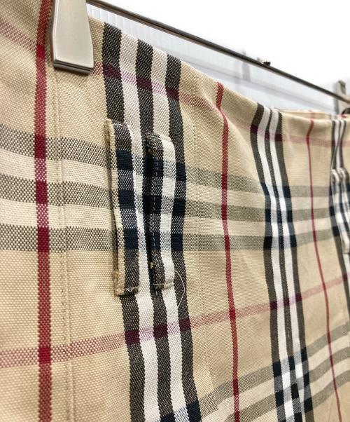 BURBERRY LONDON（バーバリーロンドン）BURBERRY LONDON (バーバリーロンドン) ノヴァチェックスカート ベージュ サイズ:40の古着・服飾アイテム