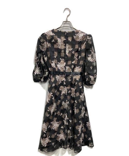 M'S GRACY（エムズグレイシー）M'S GRACY (エムズグレイシー) シアースリーブ花柄ワンピース ブラック サイズ:SIZE 38の古着・服飾アイテム