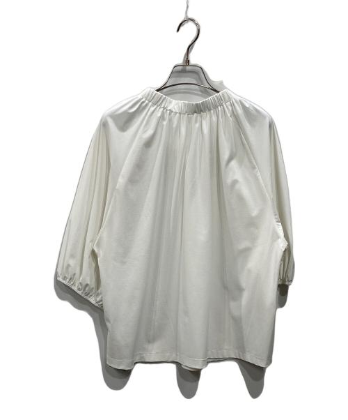 Logement de Claire（ロジュモンドクレール）Logement de Claire (ロジュモンドクレール) ギャザーラグランプルオーバ ホワイト サイズ:Ｓ 未使用品の古着・服飾アイテム