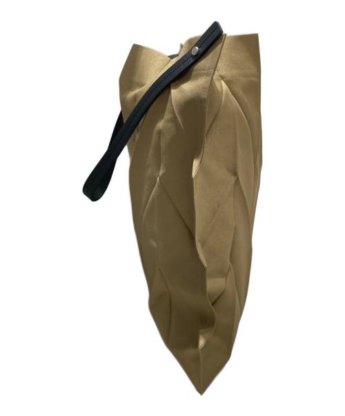 ISSEY MIYAKE（イッセイミヤケ）ISSEY MIYAKE (イッセイミヤケ) iittala (イッタラ) プリーツトートバッグ ベージュ サイズ:-の古着・服飾アイテム