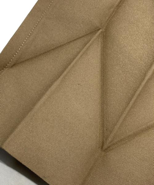 ISSEY MIYAKE（イッセイミヤケ）ISSEY MIYAKE (イッセイミヤケ) iittala (イッタラ) プリーツトートバッグ ベージュ サイズ:-の古着・服飾アイテム