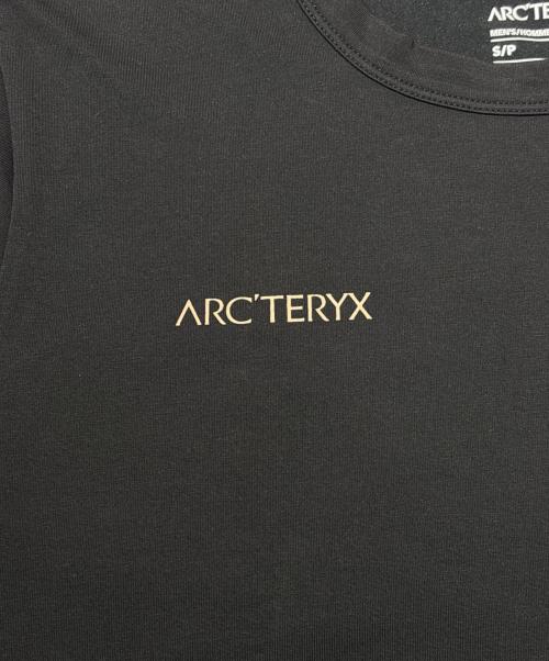 ARC'TERYX（アークテリクス）ARC'TERYX (アークテリクス) キャプティブ スプリット Tシャツ ブラック サイズ:Ｓの古着・服飾アイテム