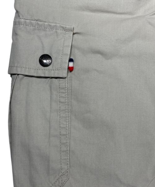 MONCLER（モンクレール）MONCLER (モンクレール) カーゴショーツ ベージュ サイズ:46の古着・服飾アイテム