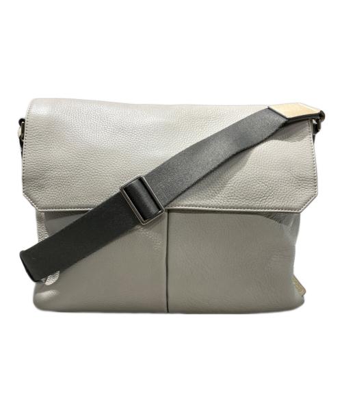 ECCO（エコー）ECCO (エコー) レザーメッセンジャーバッグ ベージュの古着・服飾アイテム