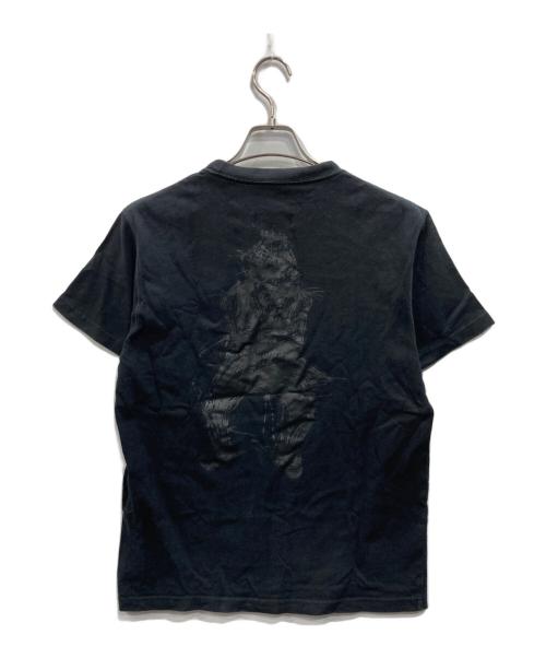 Yohji Yamamoto pour homme（ヨウジヤマモト プールオム）Yohji Yamamoto pour homme (ヨウジヤマモト プールオム) New Era (ニューエラ) プリントTシャツ ブラック サイズ:Mの古着・服飾アイテム