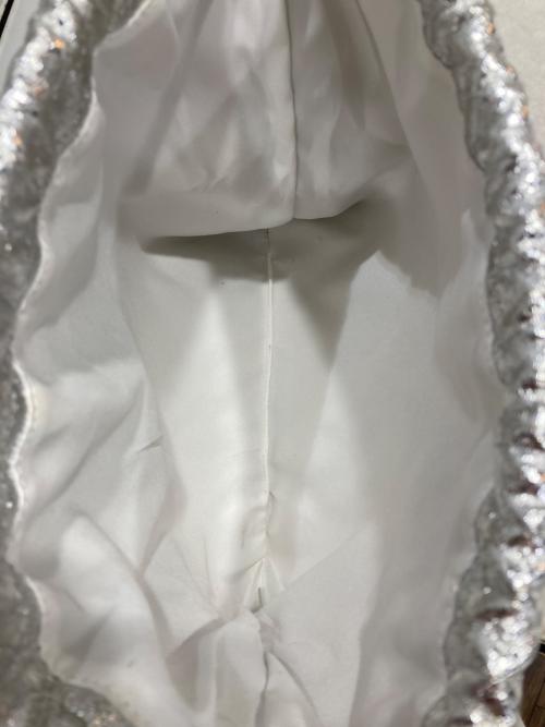 JOSE MOON（ジョゼムーン）JOSE MOON (ジョゼムーン) ポーチバッグ メタリック シルバーの古着・服飾アイテム