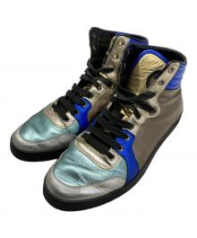 GUCCI（グッチ）の古着「メタリックハイカットスニーカー」｜シルバー