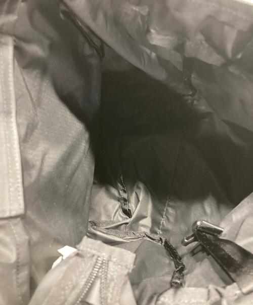 Patagonia（パタゴニア）Patagonia (パタゴニア) ウルトラライト・ブラックホール・トート・パック ブラックの古着・服飾アイテム