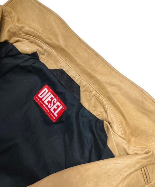 DIESEL（ディーゼル）DIESEL (ディーゼル) レザージャケット ベージュ サイズ:48の古着・服飾アイテム