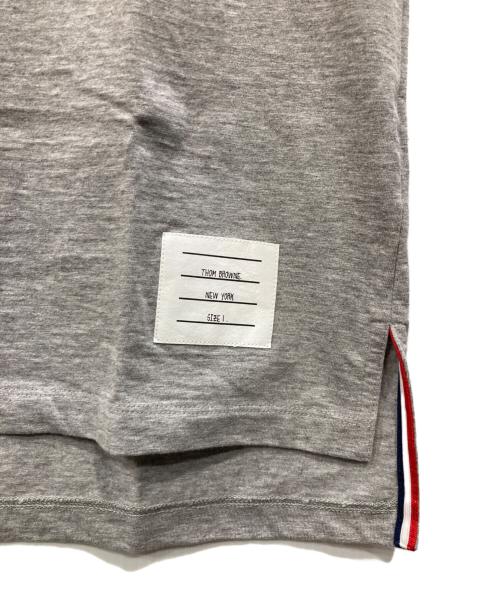 Thom Browne（トムブラウン）Thom Browne (トムブラウン) クルーネックカットソー グレー サイズ:Sの古着・服飾アイテム
