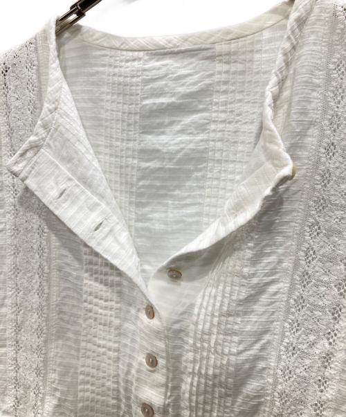 SHIPS any（シップスエニィ）SHIPS any (シップスエニィ) レースタックペプラムブラウス ホワイト サイズ:Freeの古着・服飾アイテム