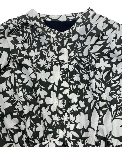 NATURAL BEAUTY BASIC（ナチュラルビューティーベーシック）NATURAL BEAUTY BASIC (ナチュラルビューティーベーシック) カメリアガーデンマキシワンピース ホワイト×ブラック サイズ:M 未使用品の古着・服飾アイテム