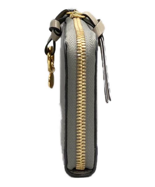 Chloe（クロエ）Chloe (クロエ) ラウンドファスナーウォレット グレーの古着・服飾アイテム