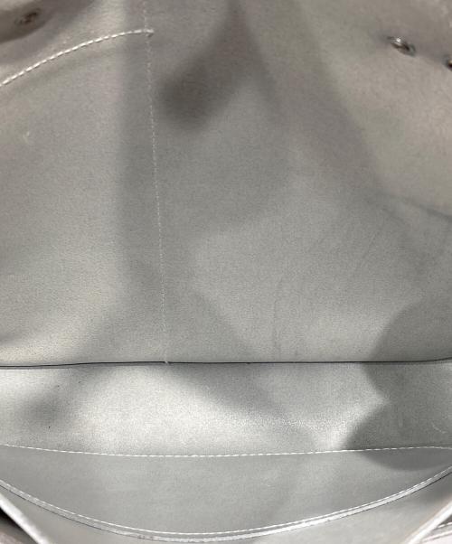 CAMBRIDGE SATCHEL（ケンブリッジサッチェル）CAMBRIDGE SATCHEL (ケンブリッジサッチェル) DOVER STREET MARKET (ドーバー ストリート マーケット) THE 13 INCH BATCHEL ホワイトの古着・服飾アイテム