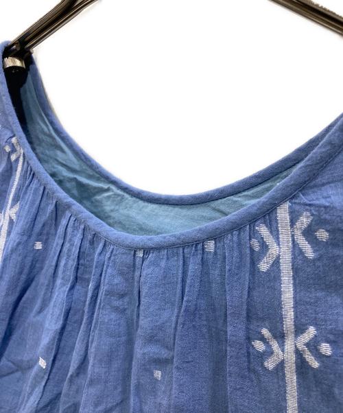 manika（マ二カ）manika (マ二カ) 刺繍ノースリーブワンピース ブルー サイズ:Freeの古着・服飾アイテム