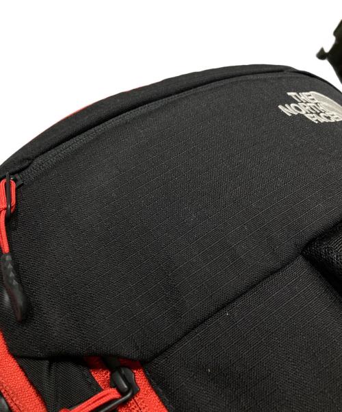 THE NORTH FACE（ザ ノース フェイス）THE NORTH FACE (ザ ノース フェイス) SURGE バックパック ブラック サイズ:OSの古着・服飾アイテム