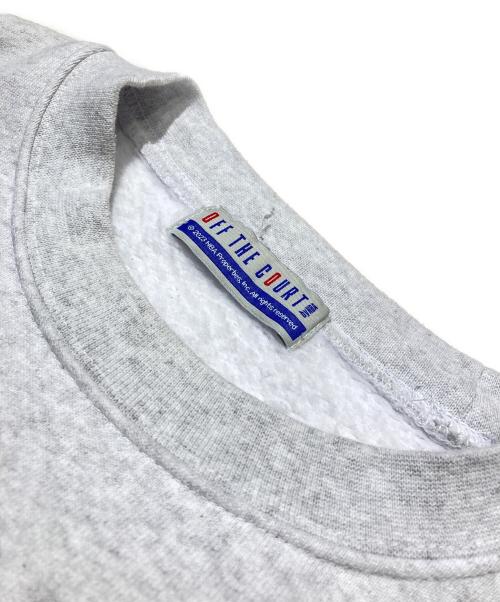 Off The Court by NBA（オフ・ザ・コート バイ NBA）Off The Court by NBA (オフ・ザ・コート バイ NBA) JOURNAL STANDARD relume (ジャーナルスタンダード レリューム) 別注クルーネックスウェット グレー サイズ:Mの古着・服飾アイテム