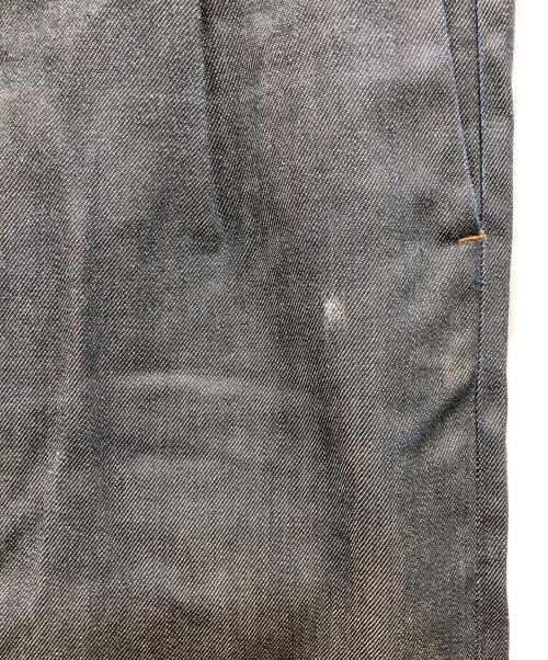 STILL BY HAND（スティルバイハンド）STILL BY HAND (スティルバイハンド) ワンタックテーパードデニムパンツ インディゴ サイズ:46の古着・服飾アイテム