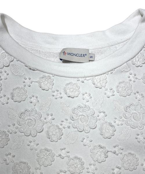 MONCLER（モンクレール）MONCLER (モンクレール) 花柄刺繍スウェット ホワイト サイズ:Sの古着・服飾アイテム