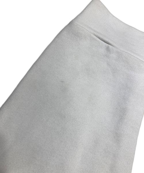 MONCLER（モンクレール）MONCLER (モンクレール) 花柄刺繍スウェット ホワイト サイズ:Sの古着・服飾アイテム